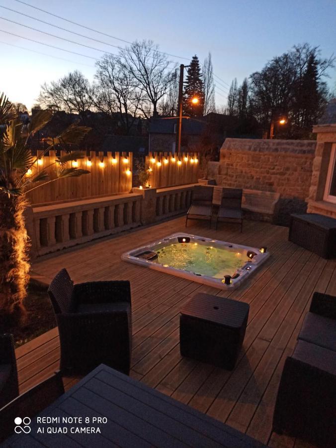 Luxueuse Villa Au Pied Du Chateau ディナン エクステリア 写真